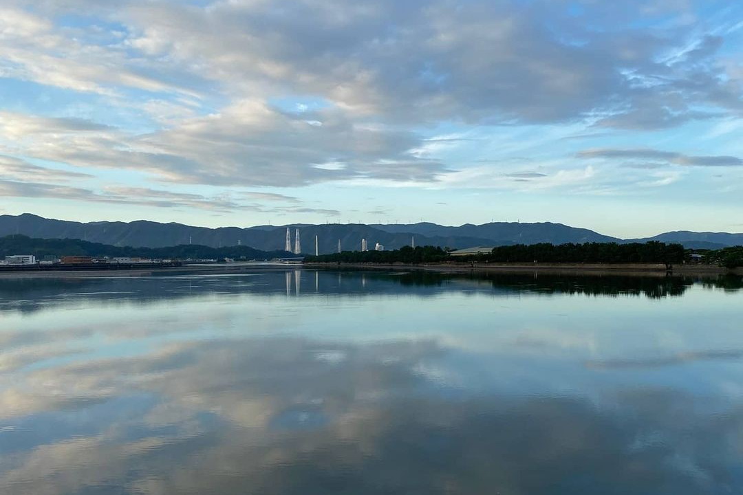 和歌浦湾の朝の景色