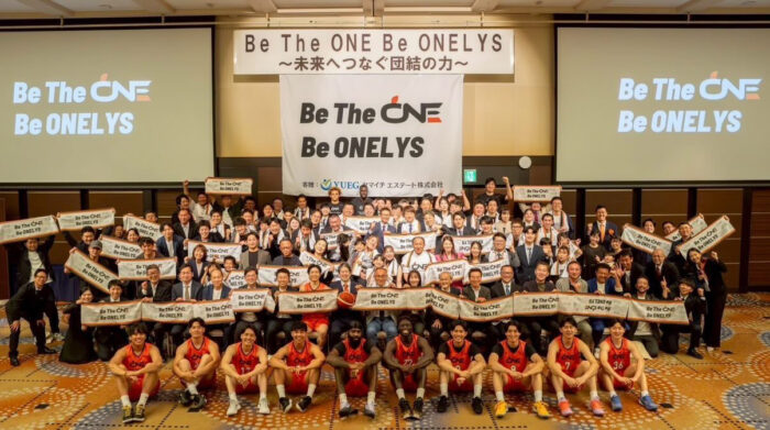 ワンリーズ和歌山の選手・関係者集合写真｜和歌山市のタイタニウムフィットネスジム⁠